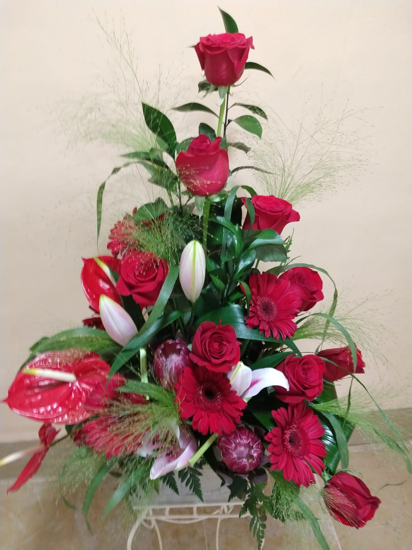 Centro de Rosas y Anthurium