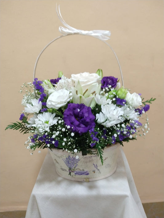 Cestita Violeta y Blanca