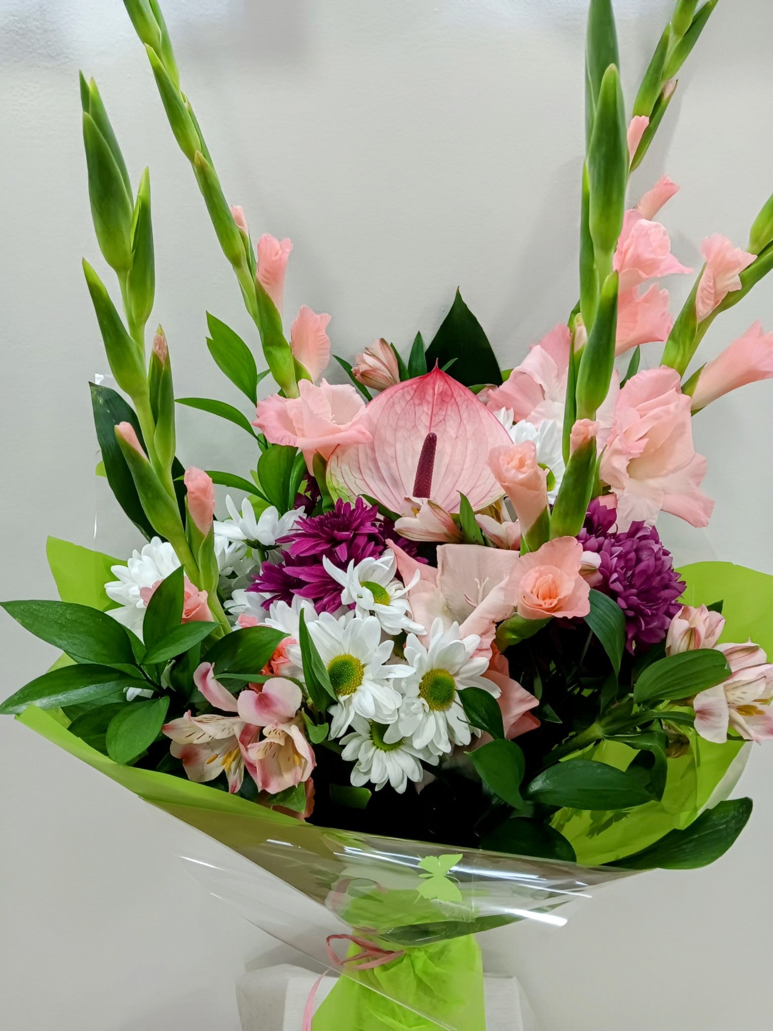 anthurium holland spring bouquet with anthurium and astroelia from Holland – Floristeria Los Artistas