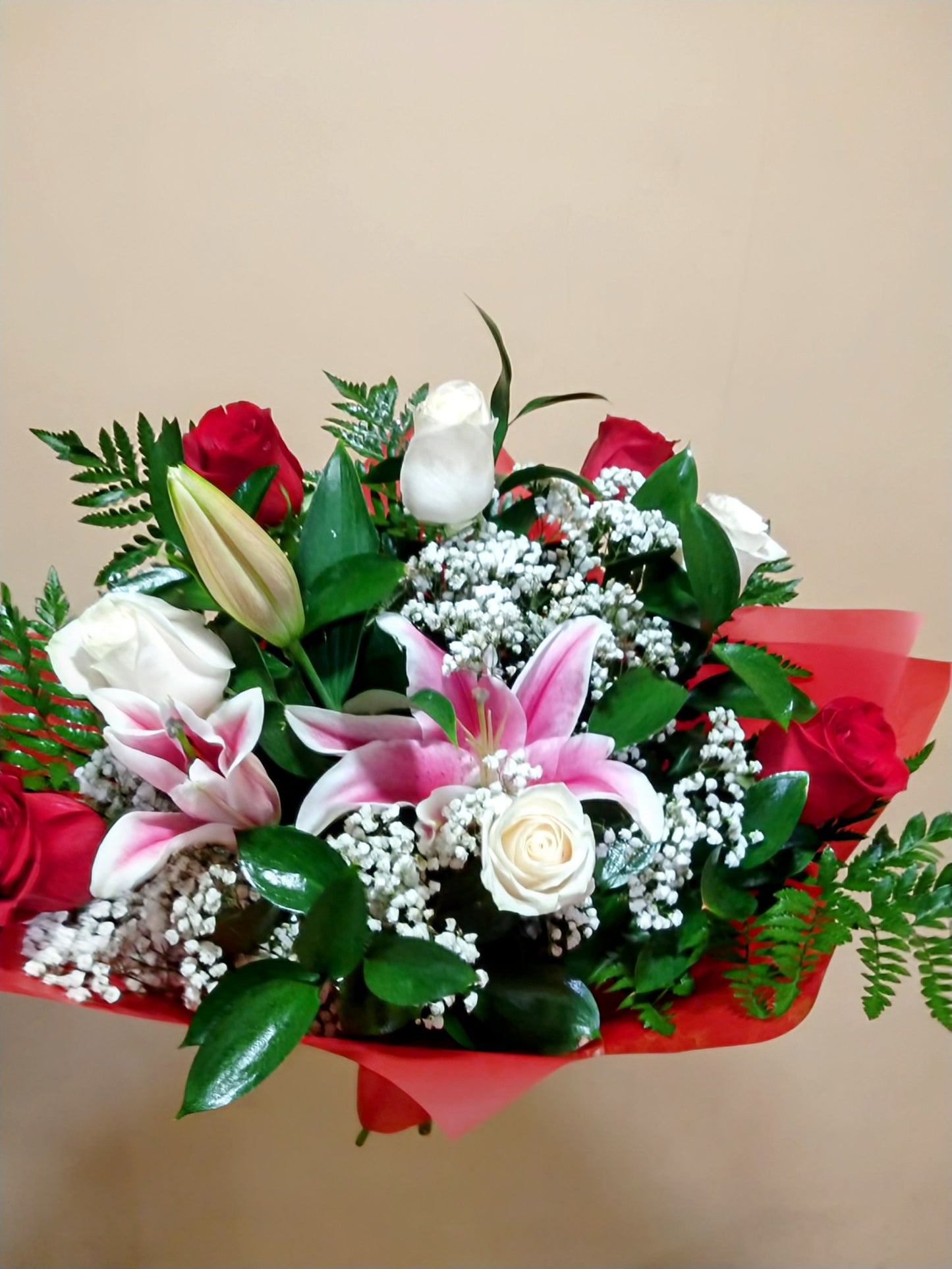 Bouquet of Roses and Lilium from Holland